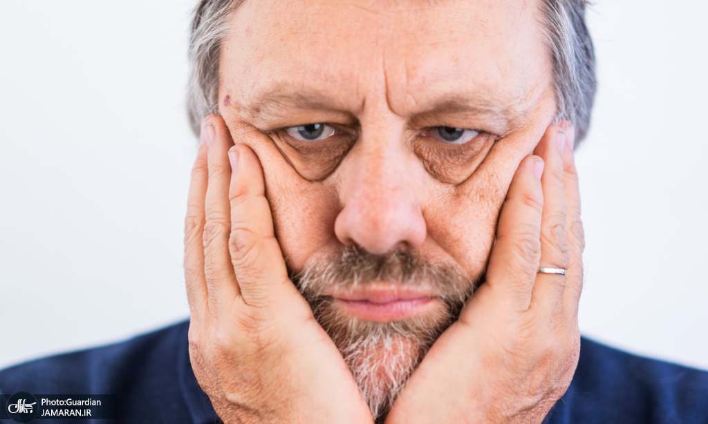 این تصویر دارای صفت خالی alt است؛ نام پروندهٔ آن اسلاویژيژك-SlavojZizek.jpg است